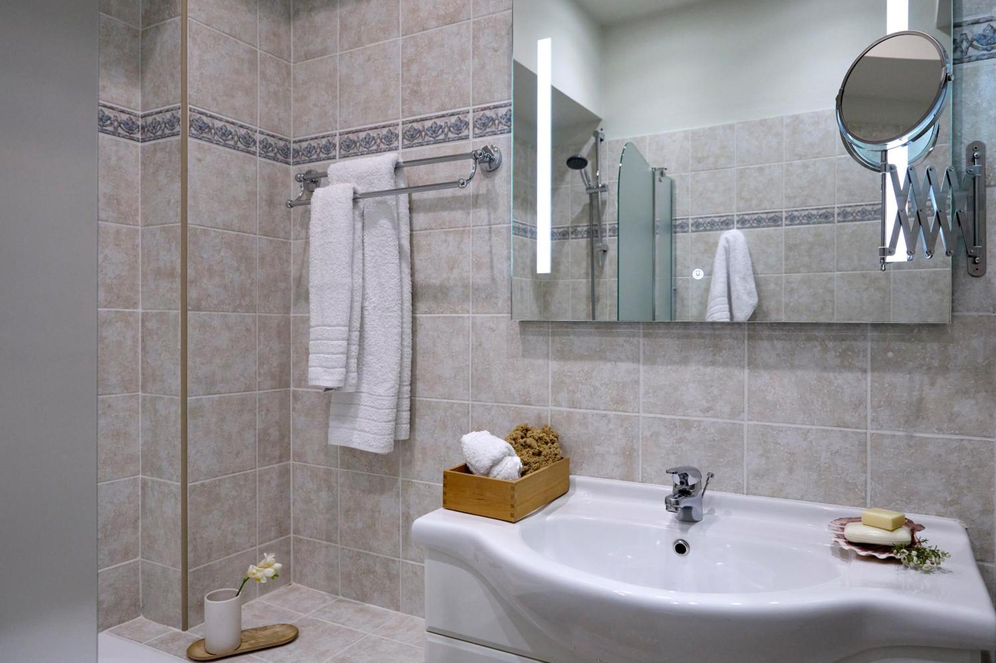 The Acropolis Entrance 2Bd Private Apt Atene Esterno foto